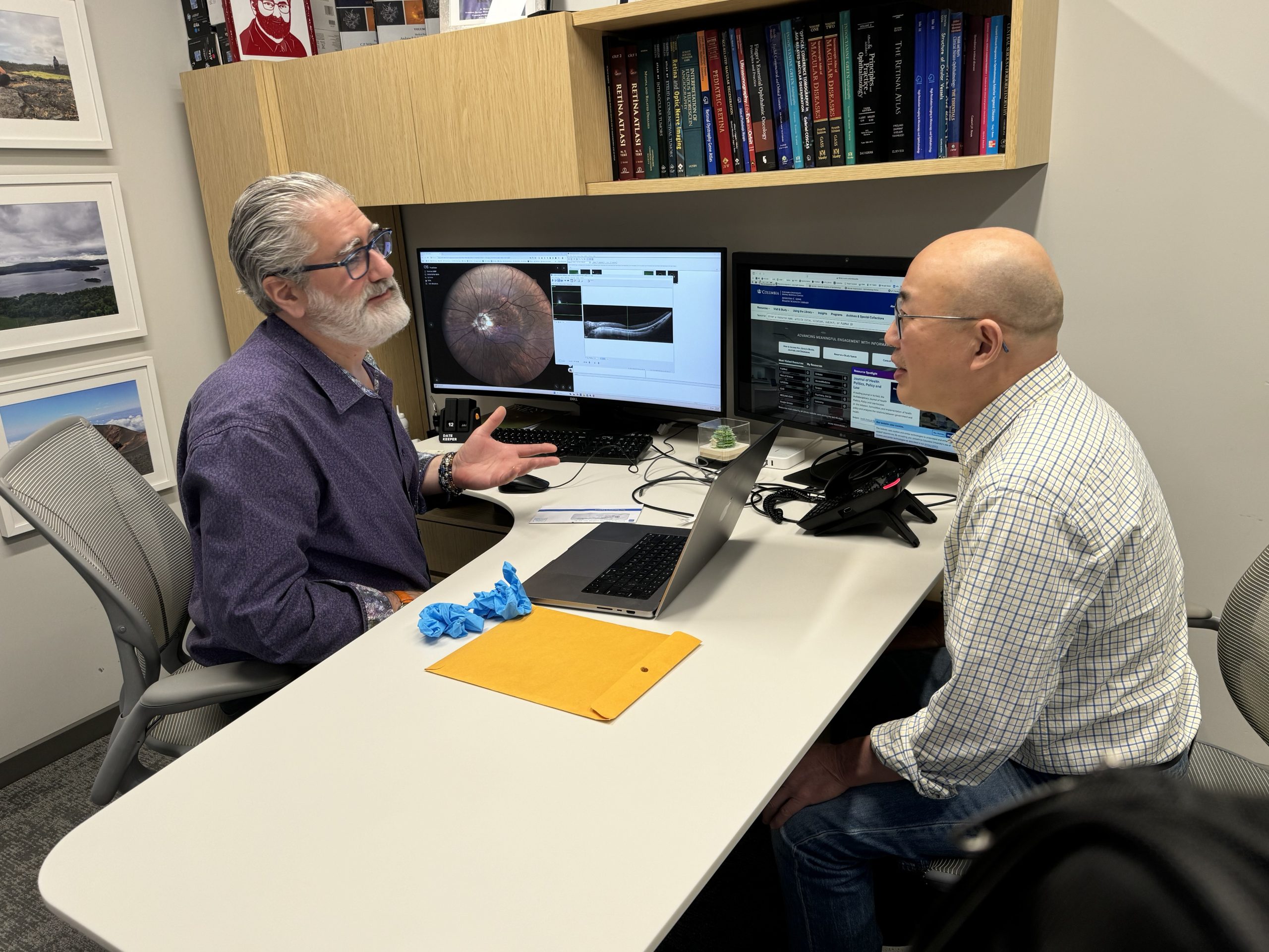Doctor and patient discuss diagnosis